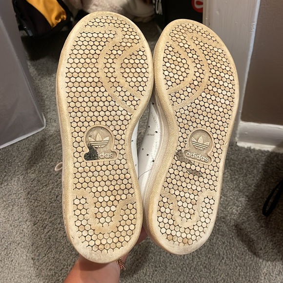 White Adidas Stan Smiths - Picture 4 of 4